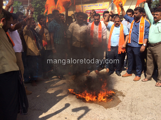 vhp protest 